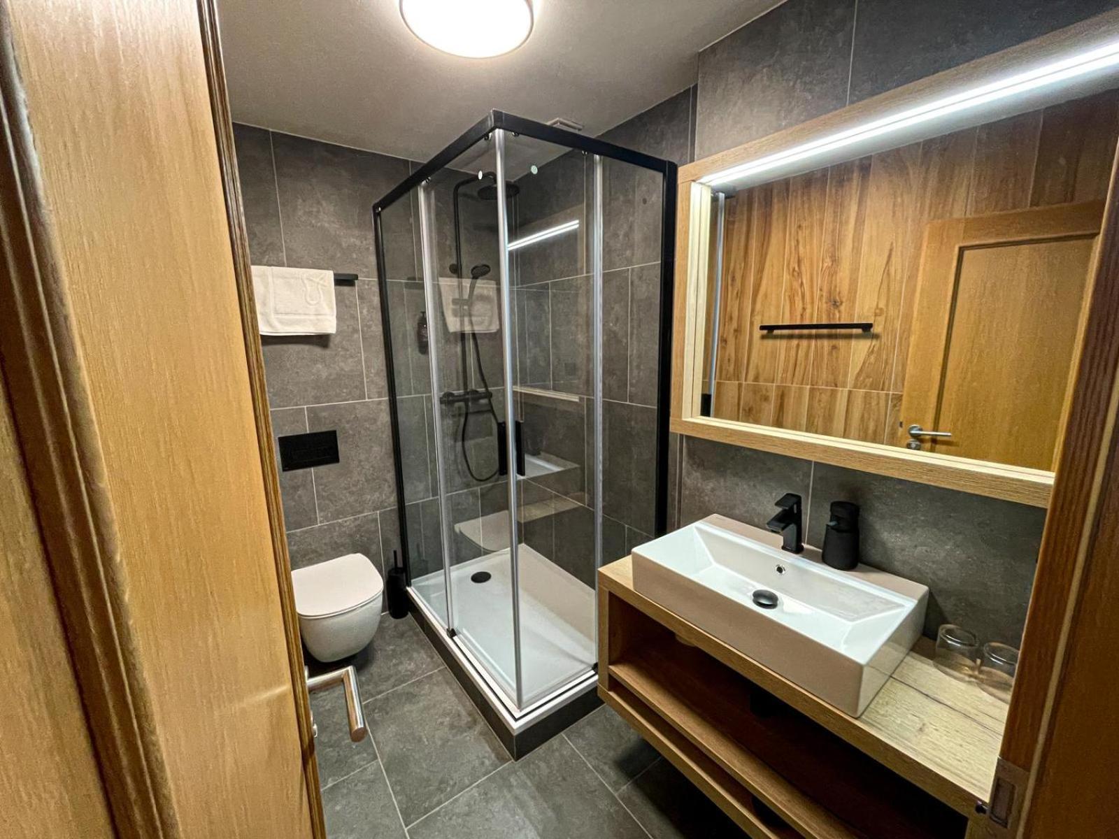 Wellness Hotel Grand Špindlerŭv Mlýn Ngoại thất bức ảnh