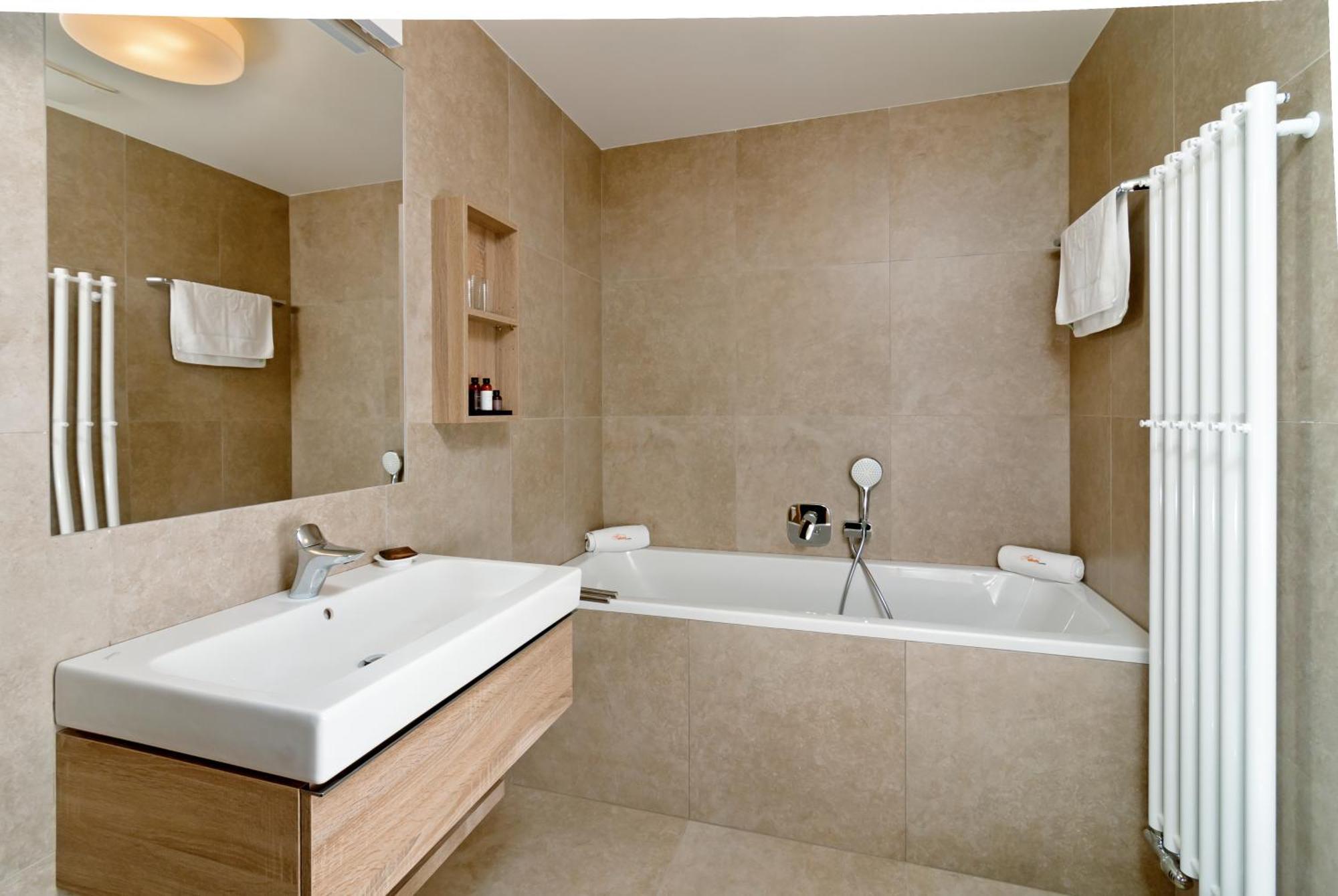 Wellness Hotel Grand Špindlerŭv Mlýn Ngoại thất bức ảnh