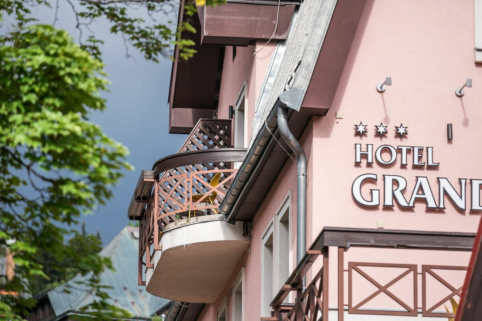 Wellness Hotel Grand Špindlerŭv Mlýn Ngoại thất bức ảnh